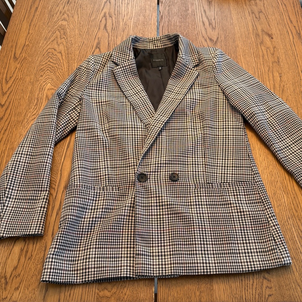 Vintage-Inspired Houndstooth Blazer by Dynamite (Size M)